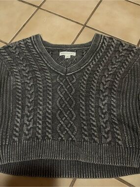 Aeropostale Charcoal Cable-Knit Cropped Crew Sweater